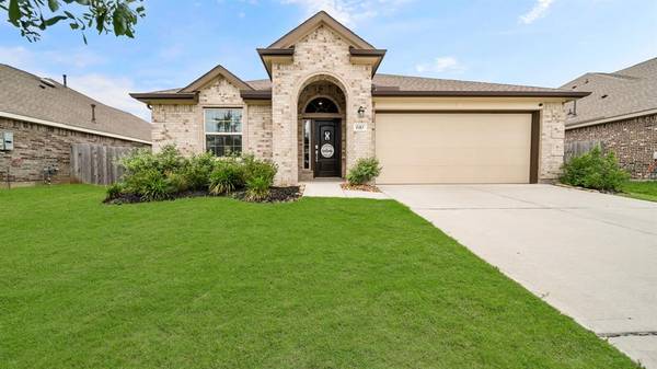 610 Laurel Trail LN, La Marque, TX 77568