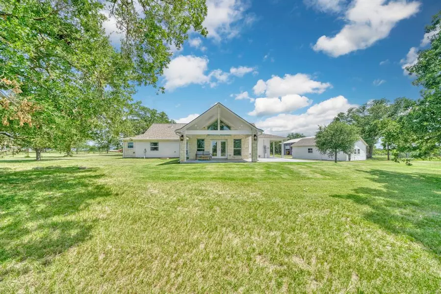 13187 Wildflower LN, Iola, TX 77861