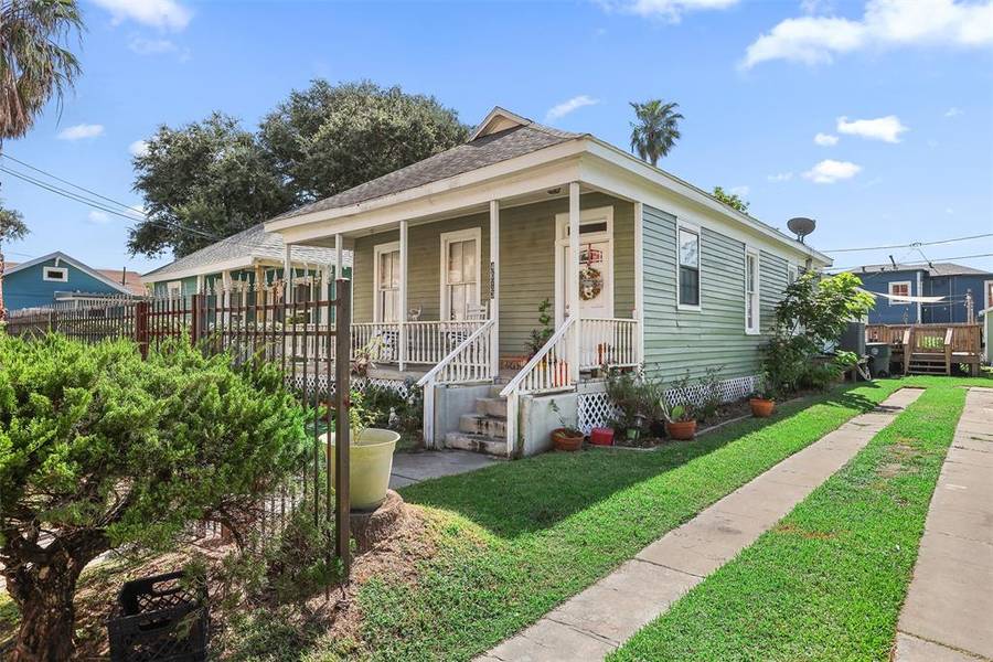 4013 Avenue R, Galveston, TX 77550