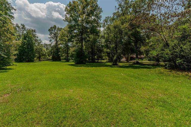 000 Sherwood TRL,  Silsbee,  TX 77656