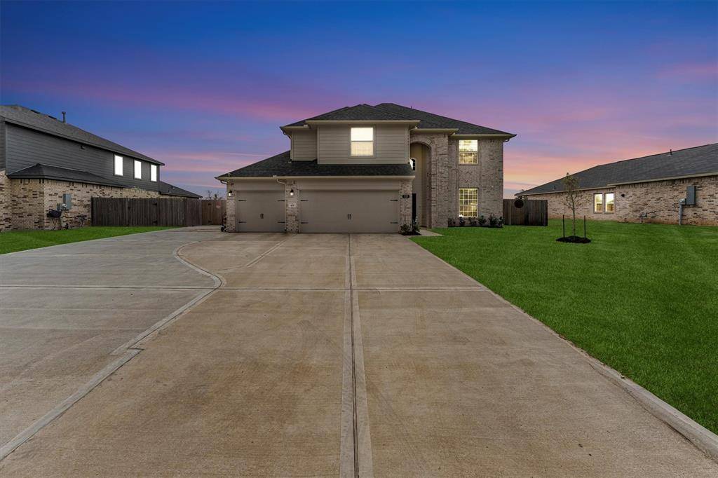 West Columbia, TX 77486,401 Twin Lakes BLVD