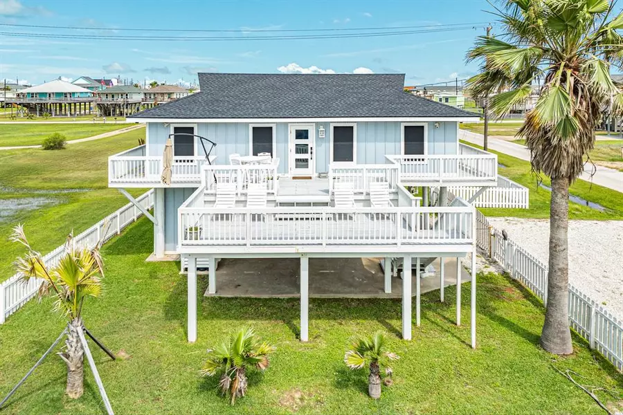 307 Angel Wing ST, Surfside Beach, TX 77541