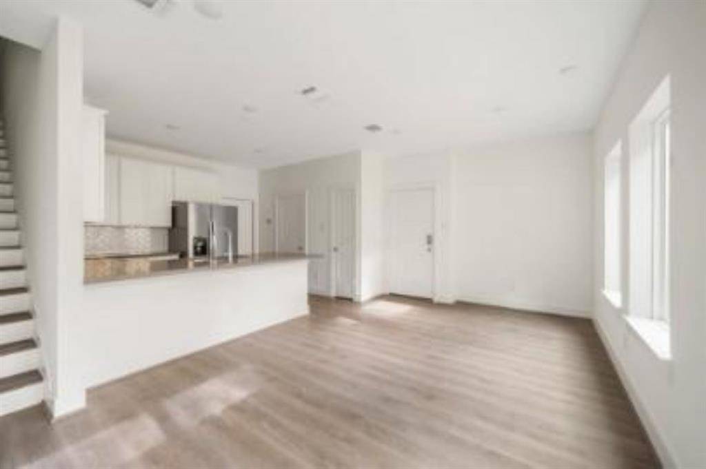 Houston, TX 77091,829 NW Paul Quinn #B