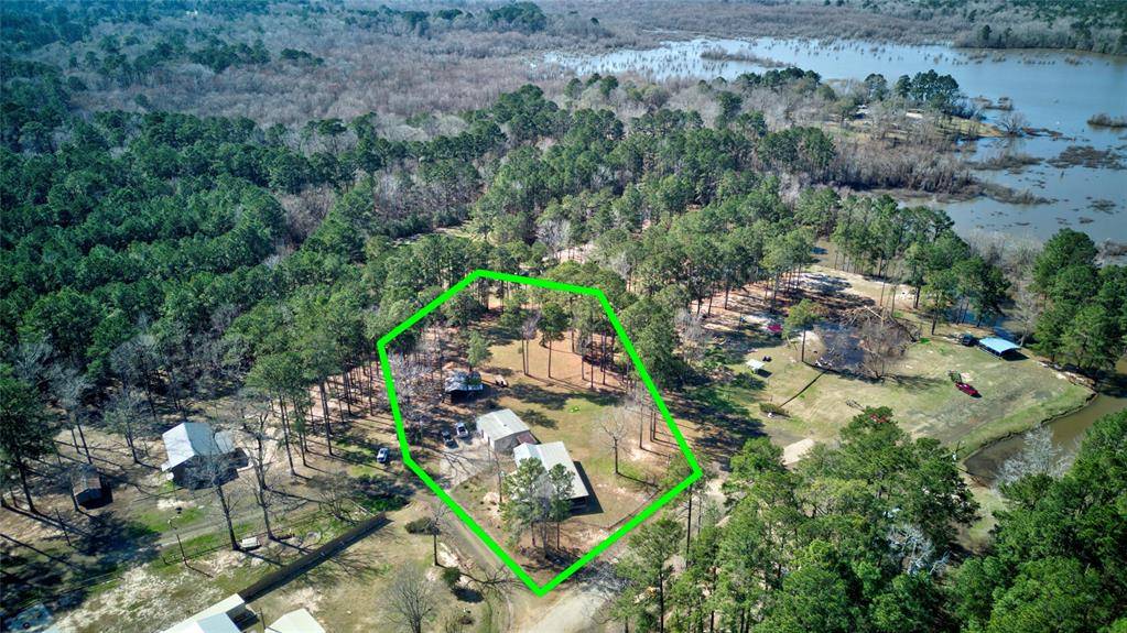 Hemphill, TX 75948,711 Toledo Beach DR