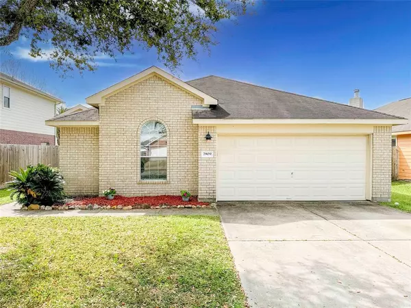 Texas City, TX 77591,7909 Leaning Oak DR