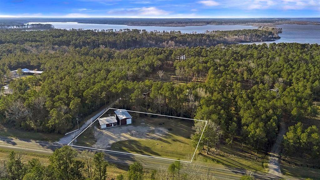 Zavalla, TX 75980,5063 Hwy 147