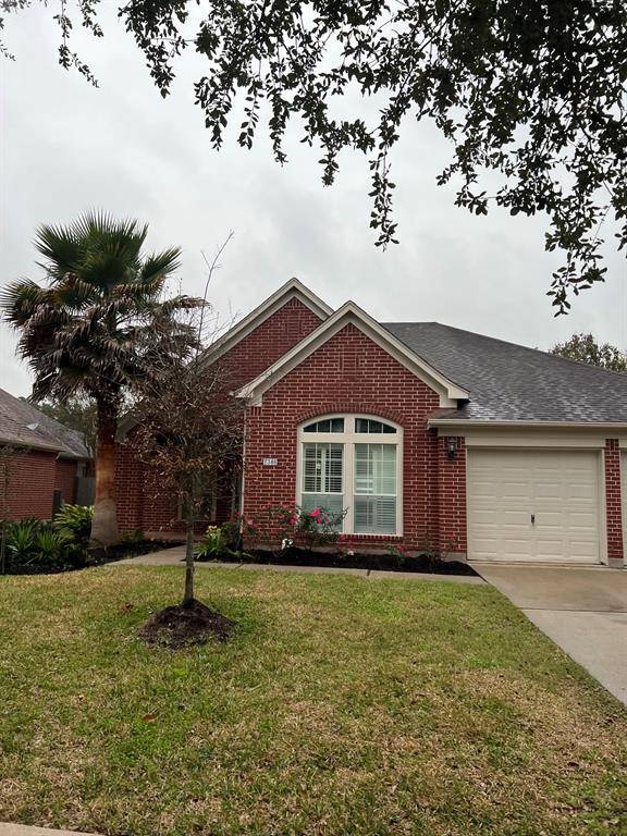 2346 Golden Shores LN, League City, TX 77573