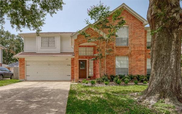 619 Woodlake CIR, Sugar Land, TX 77498