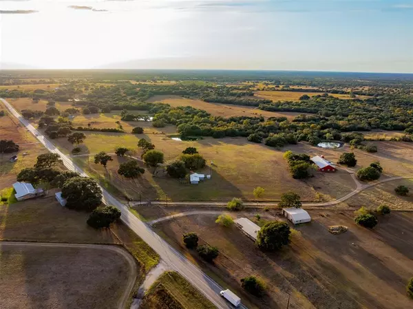 La Grange, TX 78945,6836 Fm 609