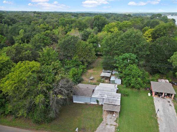 11008 Hillside DR, Berryville, TX 75763