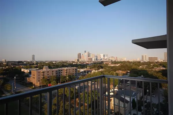 3600 Montrose BLVD #904, Houston, TX 77006