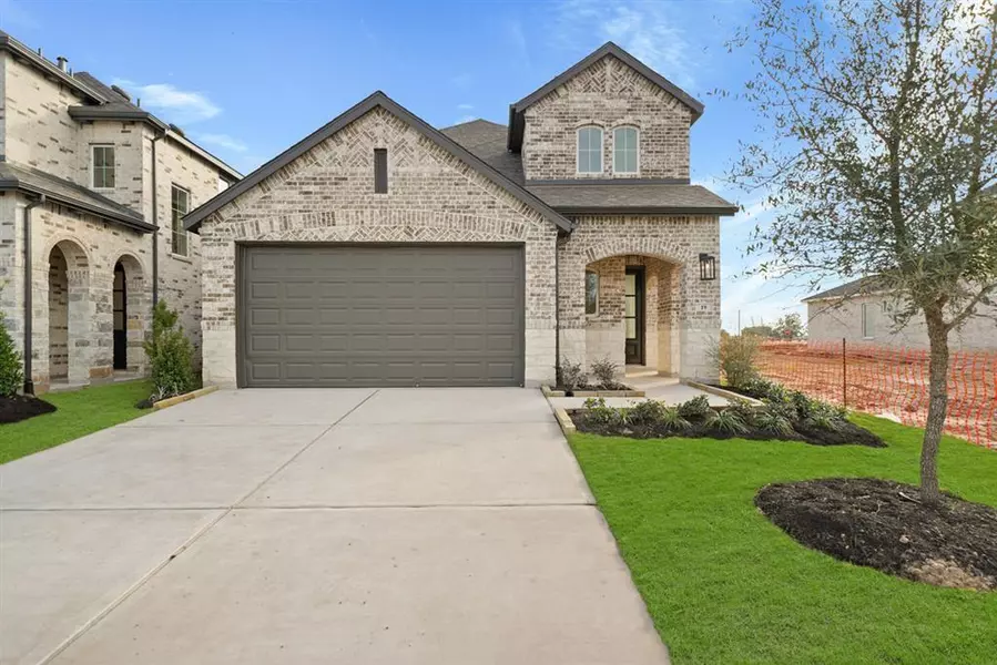 19 Artisan LN, Richmond, TX 77406