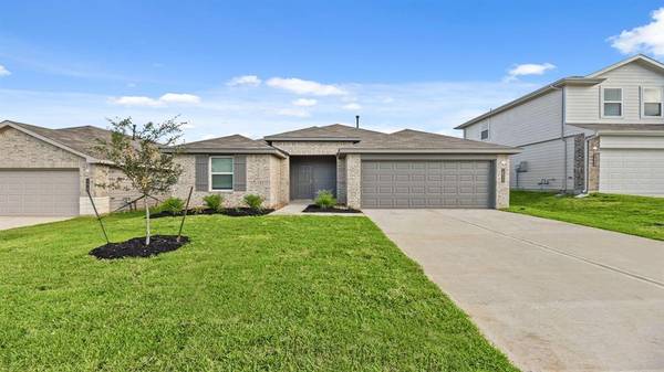 11936 Summer Oak TRL, Willis, TX 77318