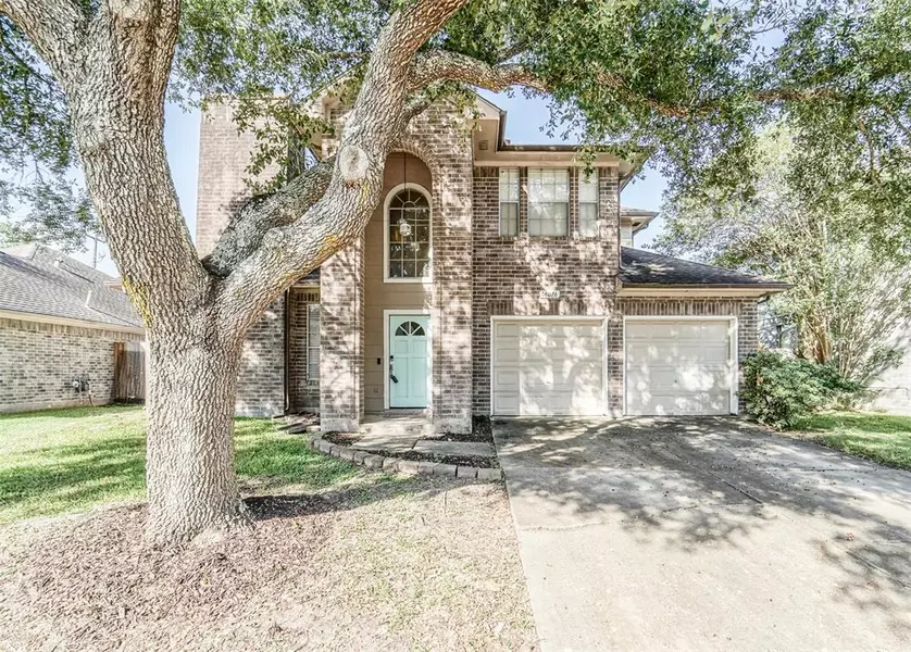 16026 Cedar Gully DR, Friendswood, TX 77546