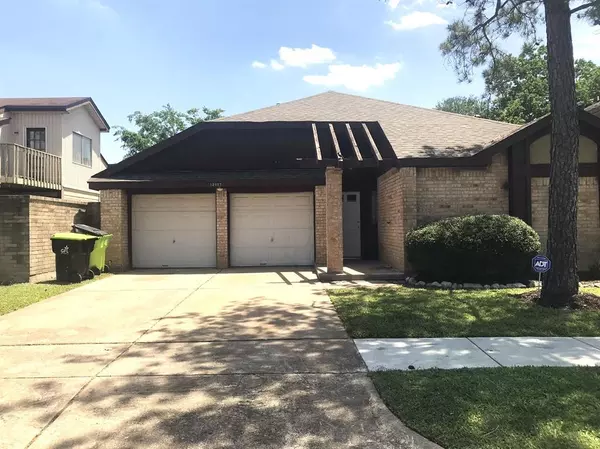 12627 Kitty Brook LN, Houston, TX 77071