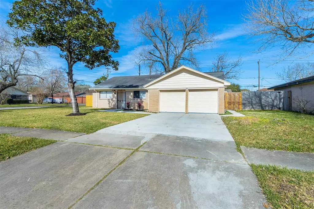 Houston, TX 77048,5303 Bungalow LN