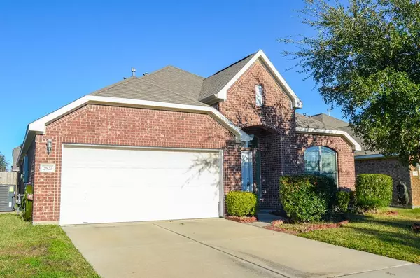 2827 Lockeridge Pines Drive, Spring, TX 77386