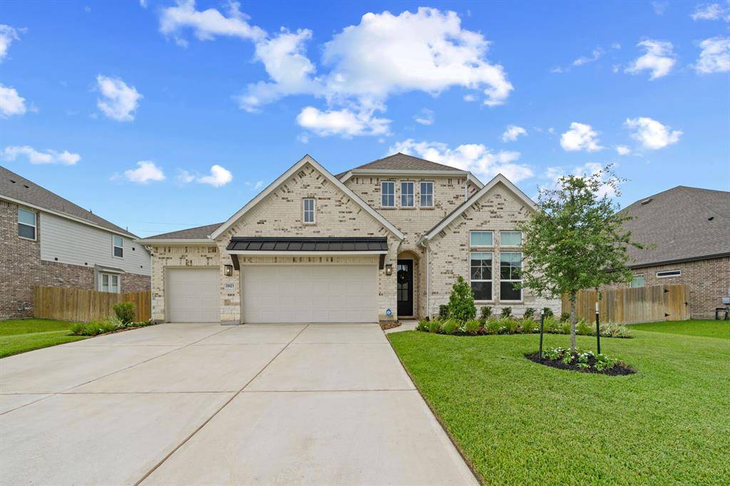 Mont Belvieu, TX 77535,11823 Oakwood DR