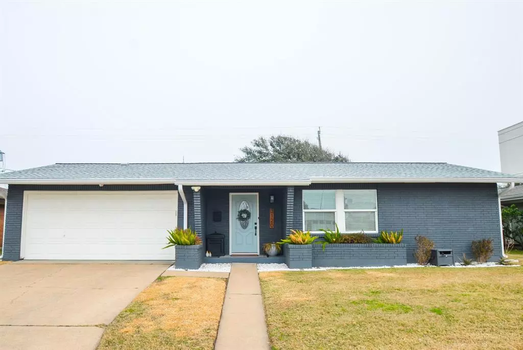 Galveston, TX 77551,3120 Heron DR