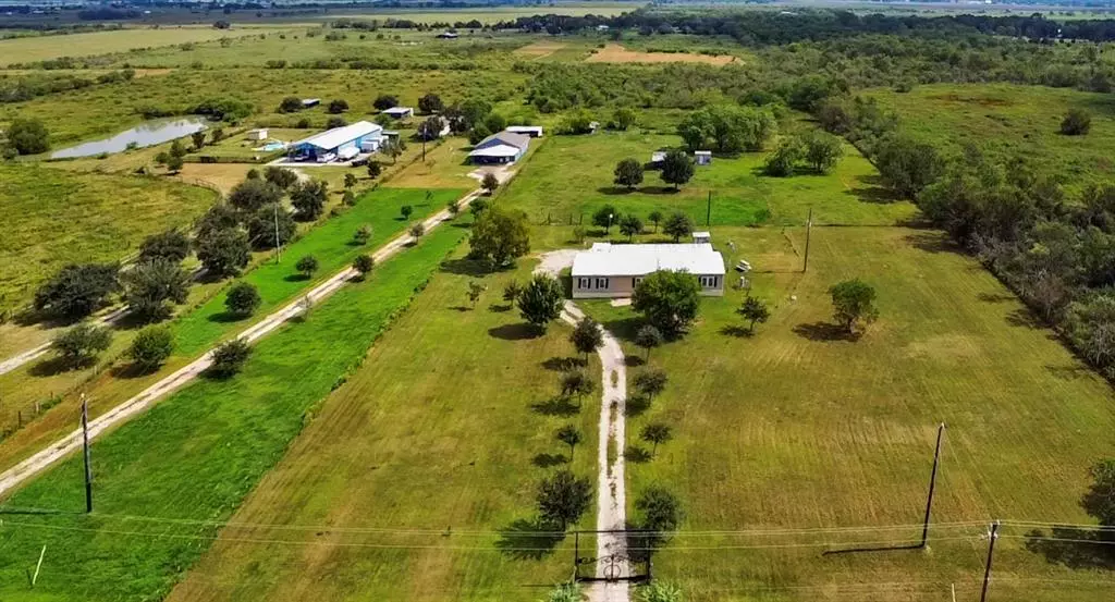 2234 Hopkins RD, Beasley, TX 77417