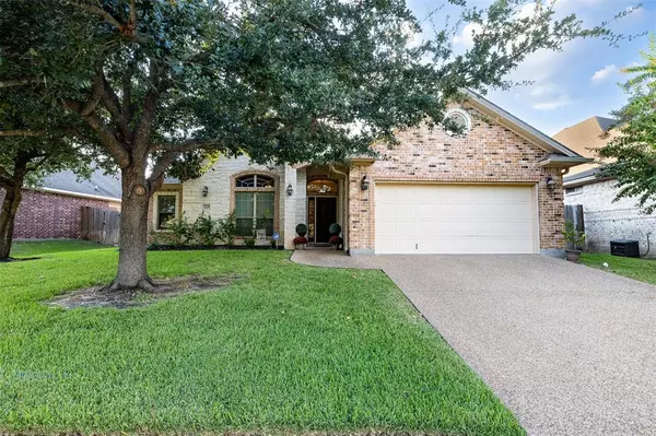 2220 Carlisle CT,  College Station,  TX 77845