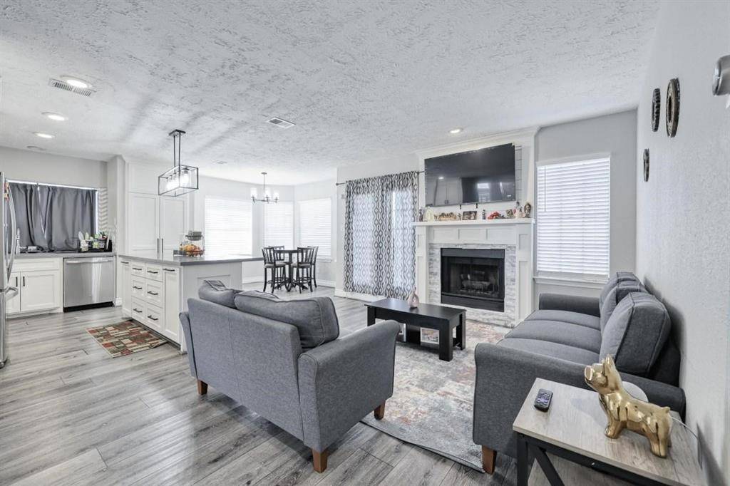 3031 Creek Manor DR, Houston, TX 77339