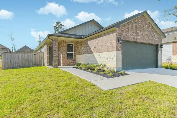 7111 Blue Oak DR, Conroe, TX 77304