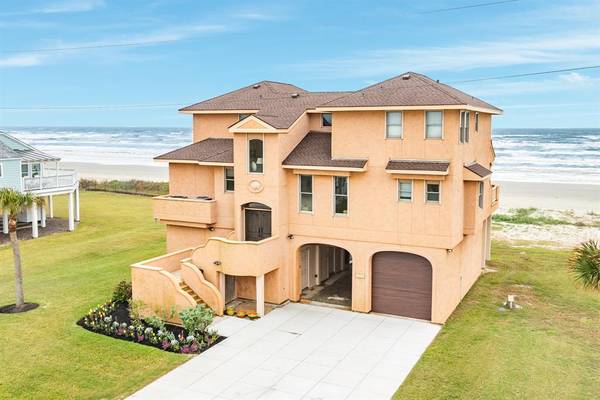 18803 W De Vaca LN, Galveston, TX 77554