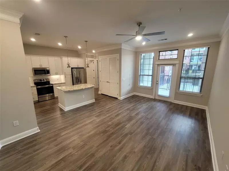 2111 Austin ST #305, Houston, TX 77002