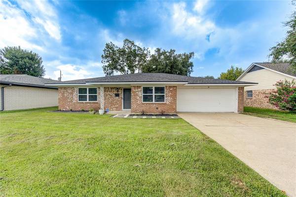 822 E X ST, Deer Park, TX 77536