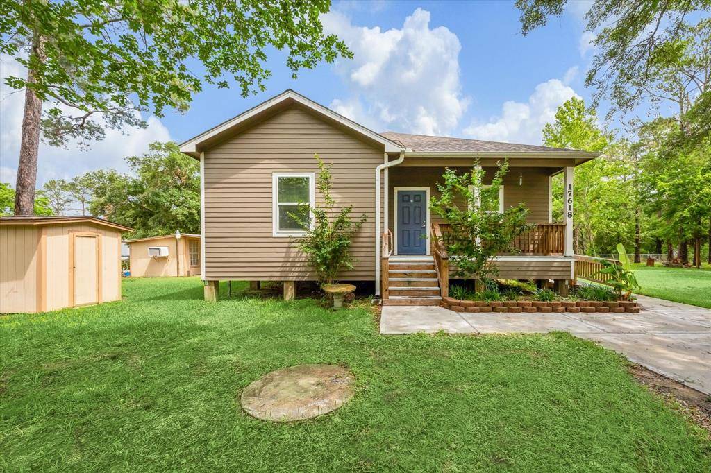 17618 Mcdonald RD,  Alvin,  TX 77511