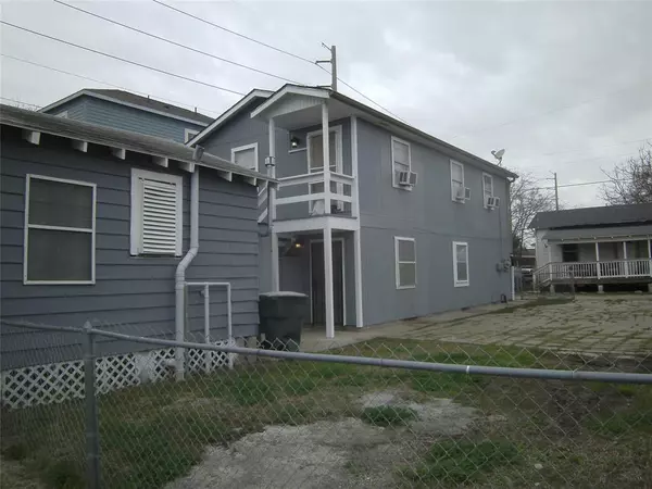 Galveston, TX 77551,5224 Avenue M 1/2