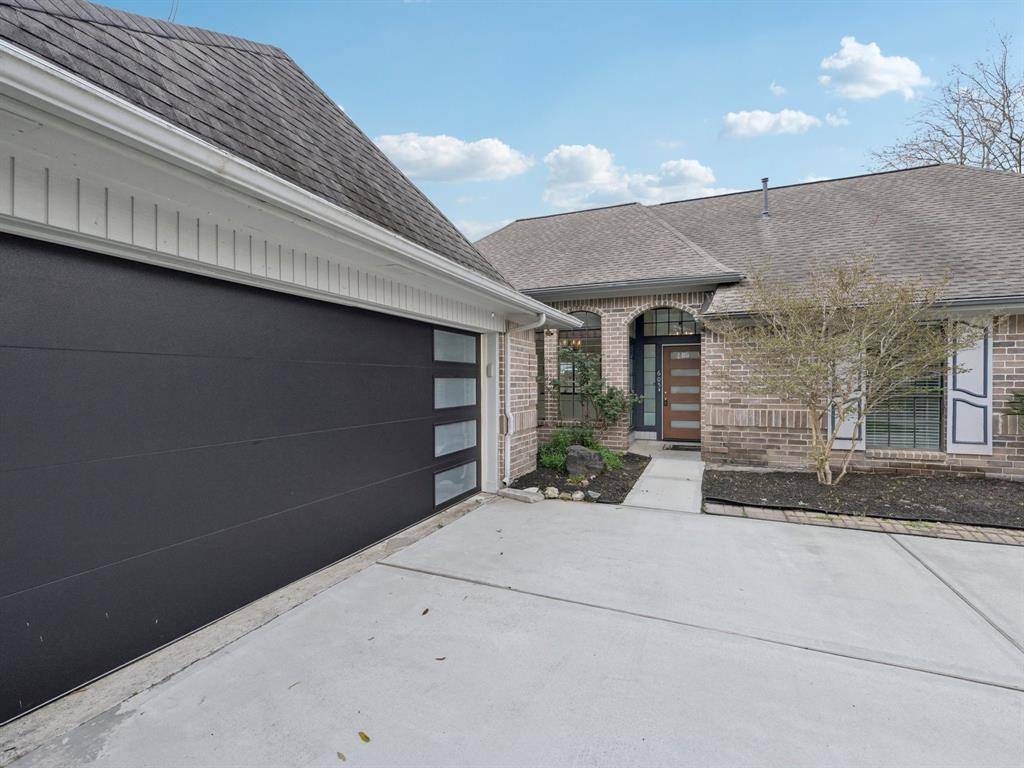 Dickinson, TX 77539,605 Olde Oaks DR