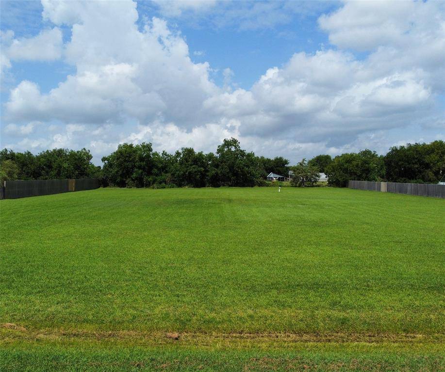 15311 Devin LN, Crosby, TX 77532