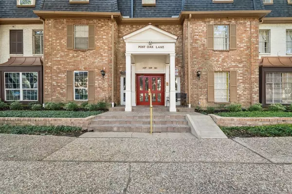 Houston, TX 77024,361 N Post Oak Lane #339