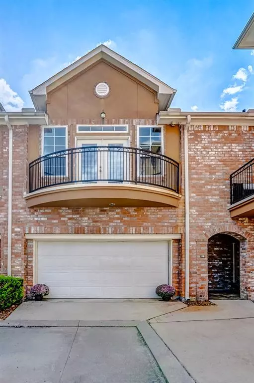 Houston, TX 77070,10 Versante CT