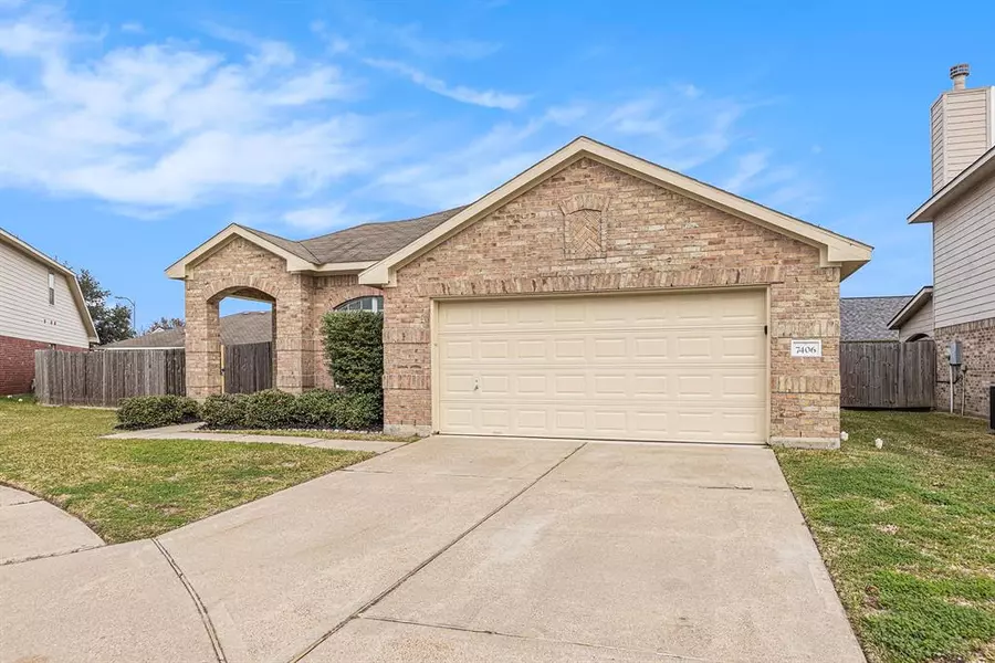 7406 Clear Sea CIR, Baytown, TX 77521