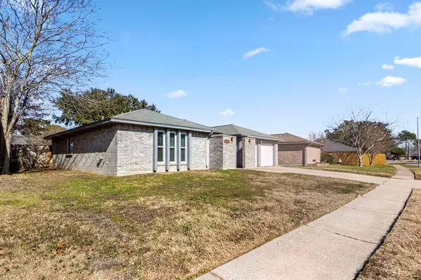 Houston, TX 77095,16734 Silver Sky LN