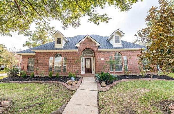 1502 Peachtree DR, Pearland, TX 77581