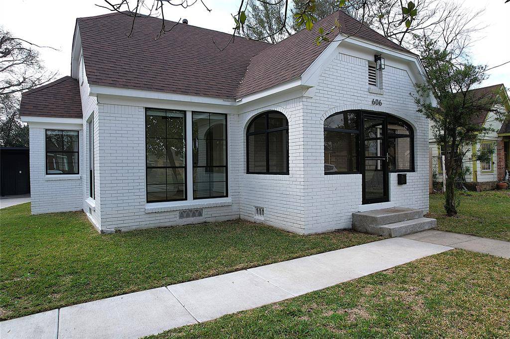 606 Canadian ST, Houston, TX 77009