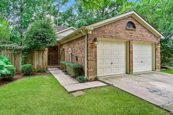 50 S Cobble Hill CIR, Spring, TX 77381