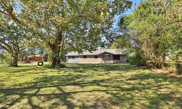 1694 County Road 486, Dayton, TX 77535