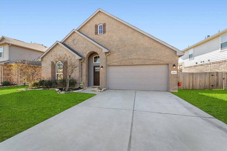 4430 Painted Bunting LN, Baytown, TX 77521