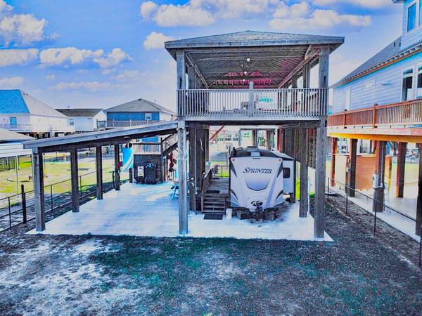 Crystal Beach, TX 77650,853 Sea Spray DR