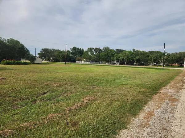 Lot 799-800 Stovall DR, Palacios, TX 77465