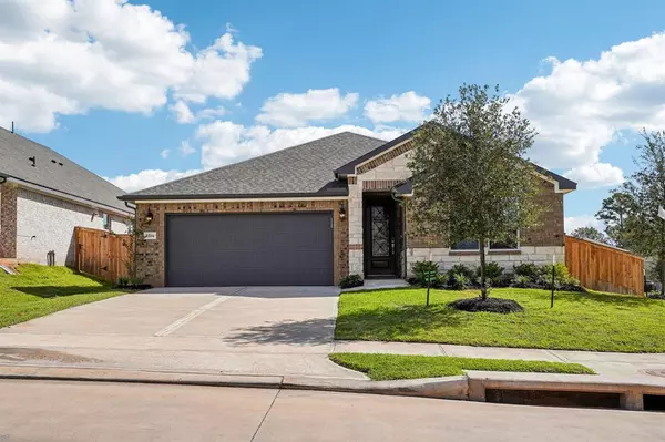 1654 Shae Oak LN, Conroe, TX 77304