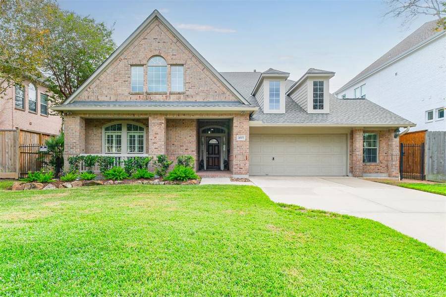 4615 Mimosa DR, Bellaire, TX 77401