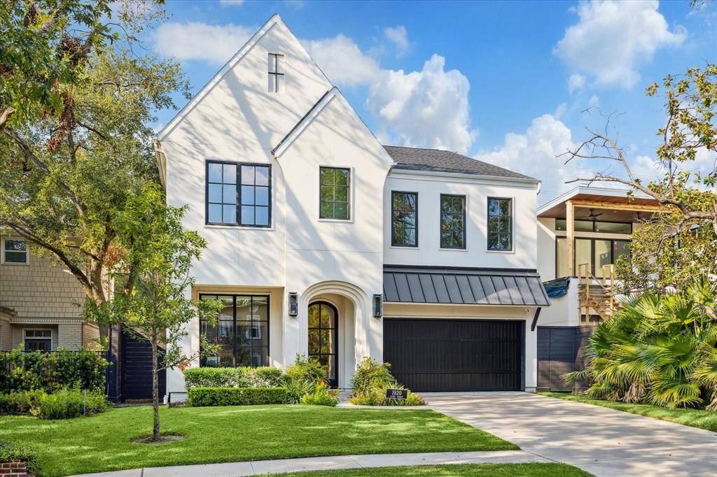 Houston, TX 77098,1920 Banks ST