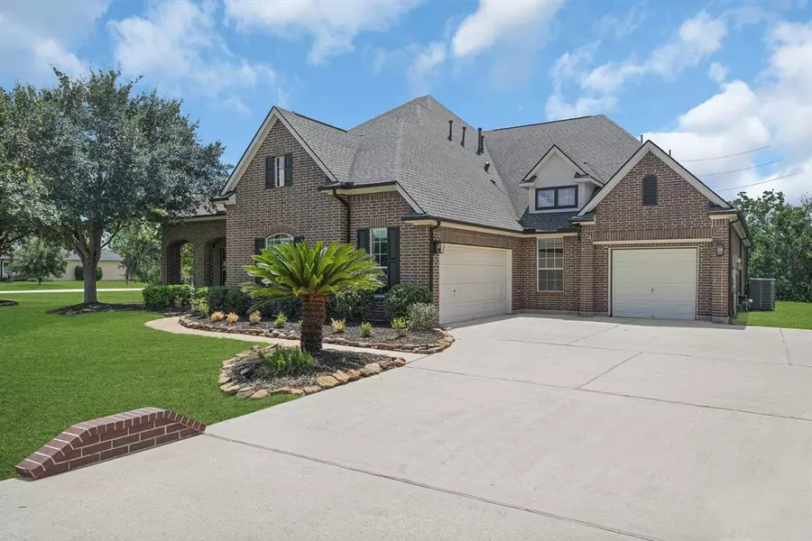 8830 Royal Crest LN, Richmond, TX 77469