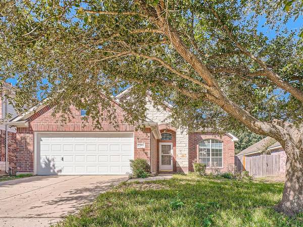 12014 Carol LN, Pinehurst, TX 77362